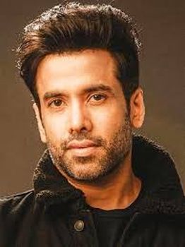 Tusshar Kapoor